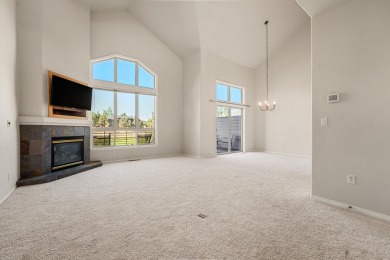 Stunning Forest Ridge Townhome on the Ridge Golf Course in Eagle on Eagle Crest Golf Resort - Ridge Course in Oregon - for sale on GolfHomes.com, golf home, golf lot