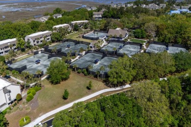 This 1-bedroom, 2-bathroom upper level unit is the perfect on The Seabrook Island Club in South Carolina - for sale on GolfHomes.com, golf home, golf lot