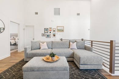 Do you live for city conveniences without being in the thick of on Stevens Park Golf Course in Texas - for sale on GolfHomes.com, golf home, golf lot