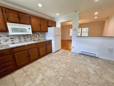 Great Location! Welcome to this move-in-ready, freshly painted on Leisure Village Golf Course in New York - for sale on GolfHomes.com, golf home, golf lot