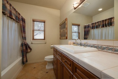 Eaglecrest Living at Its Finest!Located in the prestigious on Eagle Crest Golf Resort - Ridge Course in Oregon - for sale on GolfHomes.com, golf home, golf lot