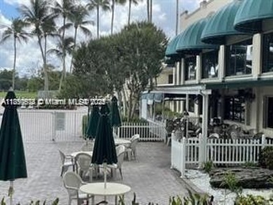 INVESTORS INVESTORS INVESTORS - RENTED FOR 2k A MONTH AND on Pine Island Ridge Country Club in Florida - for sale on GolfHomes.com, golf home, golf lot
