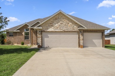 Welcome to 5721 W Alexa Lane in Springfield, MO!This stunning on Deer Lake Golf Club in Missouri - for sale on GolfHomes.com, golf home, golf lot