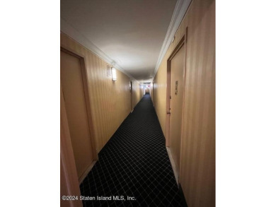 Luxury Hi-Rise 24 hour doorman. Bright & airy 1 bedroom 1 bath on Silver Lake Golf Course in New York - for sale on GolfHomes.com, golf home, golf lot