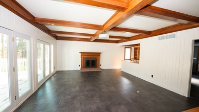 Beautiful 4-bedroom, 2.5-bath home in the desirable Woodside on Woodside Plantation Country Club in South Carolina - for sale on GolfHomes.com, golf home, golf lot