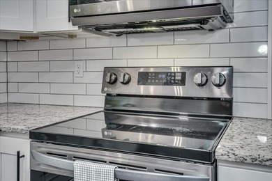 Beautiful 4-bedroom, 2.5-bath home in the desirable Woodside on Woodside Plantation Country Club in South Carolina - for sale on GolfHomes.com, golf home, golf lot