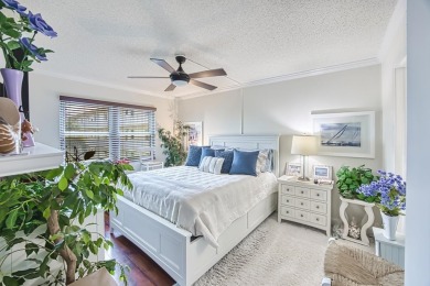 Live the Seven Lakes Lifestyle! Turnkey Furnished Condo with on Seven Lakes Golf and Tennis Community in Florida - for sale on GolfHomes.com, golf home, golf lot