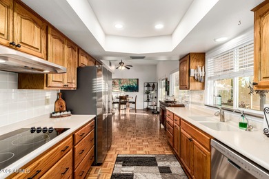 Extremely well cared-for 2-bedroom home features high ceilings on Sun City-Willow Creek / Willow Brook  in Arizona - for sale on GolfHomes.com, golf home, golf lot