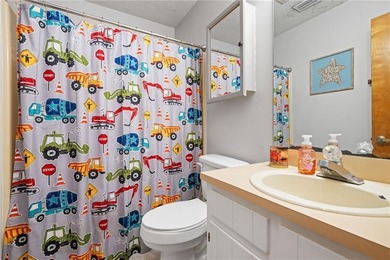 Seller will entertain offers between $229,900-$239,900. SELLER on Lake Forest Yacht and Country Club in Alabama - for sale on GolfHomes.com, golf home, golf lot