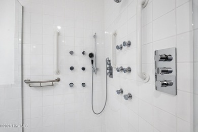 Golf Course Living on a Rare Double Lot! Experience refined on Pinehurst  No. 6 Golf Course in North Carolina - for sale on GolfHomes.com, golf home, golf lot