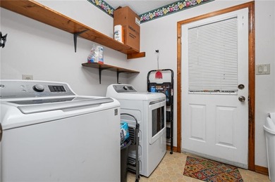 Seller will entertain offers between $229,900-$239,900. SELLER on Lake Forest Yacht and Country Club in Alabama - for sale on GolfHomes.com, golf home, golf lot