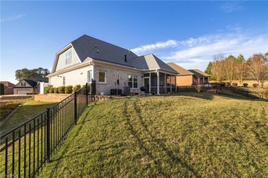 WOW! This beautiful, well-kept home features 3 bedrooms, 2.5 on Meadowlands Golf Club in North Carolina - for sale on GolfHomes.com, golf home, golf lot