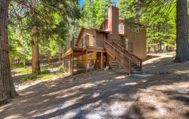 Spacious Retreat in Lake Almanor Country Club.Tucked away in a on Lake Almanor Country Club in California - for sale on GolfHomes.com, golf home, golf lot