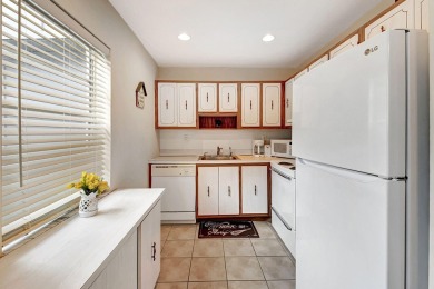 Clean and well maintained 2 Bedroom 2 Bath Condo , move- in on Kings Point Golf -Flanders Way in Florida - for sale on GolfHomes.com, golf home, golf lot