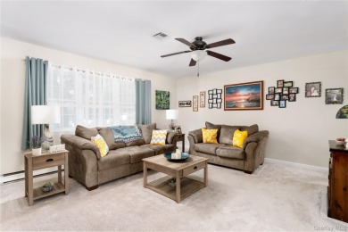 Beautiful End unit 2 Bedrooms 1.5 Baths 1 Car Garage and Heated on Leisure Village Golf Course in New York - for sale on GolfHomes.com, golf home, golf lot