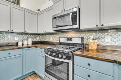 Welcome home to this beautifully maintained, move-in-ready on Golf Club At Wescott Plantation in South Carolina - for sale on GolfHomes.com, golf home, golf lot