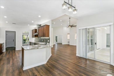 Welcome home to the beautiful, well established golf community on Marcus Pointe Golf Club in Florida - for sale on GolfHomes.com, golf home, golf lot