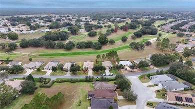 Beautifully maintained 2-bedroom, 2-bath home with a spacious on Brentwood Farms Golf Club in Florida - for sale on GolfHomes.com, golf home, golf lot