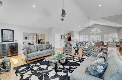 Welcome home to this beautifully maintained, move-in-ready on Golf Club At Wescott Plantation in South Carolina - for sale on GolfHomes.com, golf home, golf lot