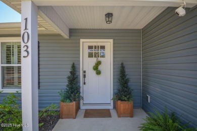 Pristine One Level Living on 1 Acre in the gated community of 7 on Seven Lakes Country Club in North Carolina - for sale on GolfHomes.com, golf home, golf lot