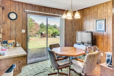 This 3 bedroom, 2 bath, brick home is the perfect home for a on Hide-A-Way Lake Golf Course in Texas - for sale on GolfHomes.com, golf home, golf lot