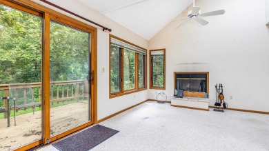 Comfortable 1 bed, 2 bath Walnut Hill Golf Villa with on Eagle Ridge Inn and Resort in Illinois - for sale on GolfHomes.com, golf home, golf lot
