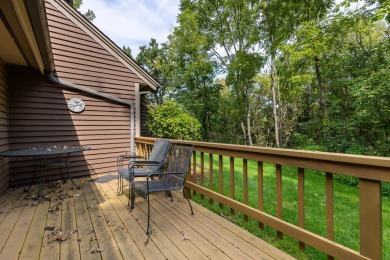 Comfortable 1 bed, 2 bath Walnut Hill Golf Villa with on Eagle Ridge Inn and Resort in Illinois - for sale on GolfHomes.com, golf home, golf lot