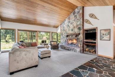 Situated on a peaceful cul-de-sac along the scenic Woodlands on Sunriver Woodlands Golf Course in Oregon - for sale on GolfHomes.com, golf home, golf lot