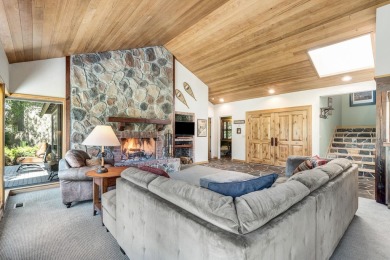 Situated on a peaceful cul-de-sac along the scenic Woodlands on Sunriver Woodlands Golf Course in Oregon - for sale on GolfHomes.com, golf home, golf lot