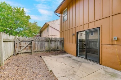 FULL duplex with new roof ready for its new owners. Excellent on River Oaks Golf Course in Missouri - for sale on GolfHomes.com, golf home, golf lot