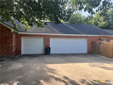 This stunning two story 4 bedroom, 3.5 bathroom home offers a on Mill Creek Golf Club in Texas - for sale on GolfHomes.com, golf home, golf lot