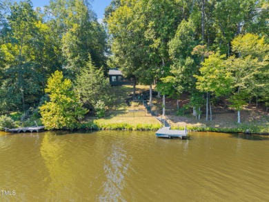 EXCITING, GORGEOUS, MOVE IN READY, MUST-SEE LAKEFRONT HOME on River Golf and Country Club at Lake Royale in North Carolina - for sale on GolfHomes.com, golf home, golf lot