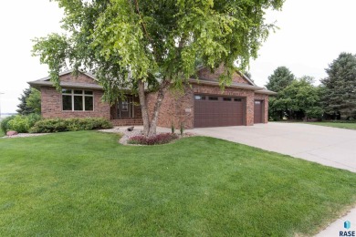 Come Tour this Beautiful 4 bed 4 bath home directly across the on Brandon Municipal Golf Course in South Dakota - for sale on GolfHomes.com, golf home, golf lot