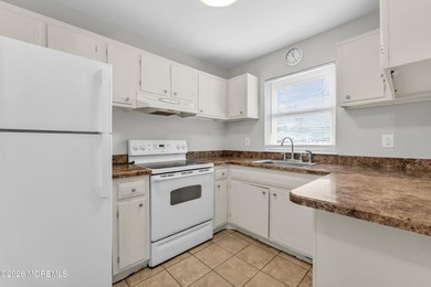 87A Fairway is located in the lovely Crestwood Village 1, a 55+ on Keswick Village Golf Course in New Jersey - for sale on GolfHomes.com, golf home, golf lot