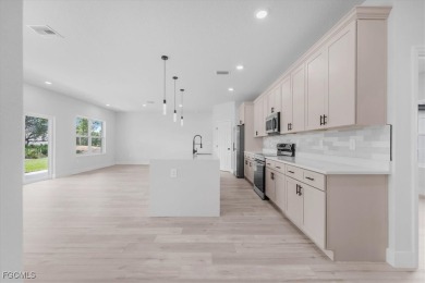 Beautiful New Construction in Sun 'N Lake - 4 Bedrooms, 3 Baths on Sun n Lake Golf and Country Club in Florida - for sale on GolfHomes.com, golf home, golf lot
