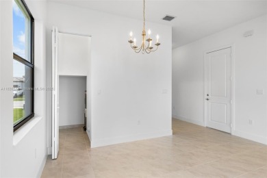 Welcome to this move-in ready 3-bedroom, 2.5-bath townhouse in on Panther Run Golf Club in Florida - for sale on GolfHomes.com, golf home, golf lot