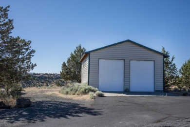 Discover the perfect getaway or build site in the highly sought- on  in Oregon - for sale on GolfHomes.com, golf home, golf lot