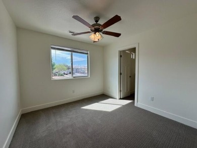 Step into comfort and convenience with this charming 3 bedroom on Southgate Golf Course in Utah - for sale on GolfHomes.com, golf home, golf lot