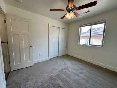 Step into comfort and convenience with this charming 3 bedroom on Southgate Golf Course in Utah - for sale on GolfHomes.com, golf home, golf lot