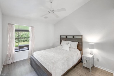This charming 3 bedroom, 2 bath courtyard villa home is nicely on Hunters Ridge Country Club in Florida - for sale on GolfHomes.com, golf home, golf lot