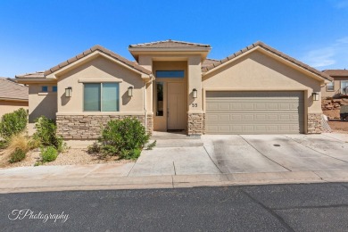 Step into comfort and convenience with this charming 3 bedroom on Southgate Golf Course in Utah - for sale on GolfHomes.com, golf home, golf lot