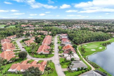 This charming 3 bedroom, 2 bath courtyard villa home is nicely on Hunters Ridge Country Club in Florida - for sale on GolfHomes.com, golf home, golf lot