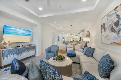 Stunning top-floor penthouse condo in the premier bundled-golf on Naples Lakes Country Club in Florida - for sale on GolfHomes.com, golf home, golf lot