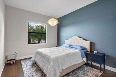 Buyer's Agents Welcome! This 1/3 Acre Waterfront Estate Home on Palm Beach Gardens Golf Course in Florida - for sale on GolfHomes.com, golf home, golf lot