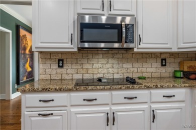 Spacious 4BR/3.5BA home on the NorthRiver Yacht Club golf course on NorthRiver Yacht Club in Alabama - for sale on GolfHomes.com, golf home, golf lot