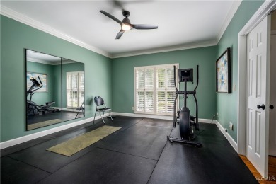 Spacious 4BR/3.5BA home on the NorthRiver Yacht Club golf course on NorthRiver Yacht Club in Alabama - for sale on GolfHomes.com, golf home, golf lot