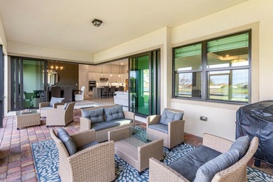 Buyer's Agents Welcome! This 1/3 Acre Waterfront Estate Home on Palm Beach Gardens Golf Course in Florida - for sale on GolfHomes.com, golf home, golf lot