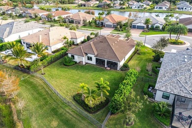 Buyer's Agents Welcome! This 1/3 Acre Waterfront Estate Home on Palm Beach Gardens Golf Course in Florida - for sale on GolfHomes.com, golf home, golf lot
