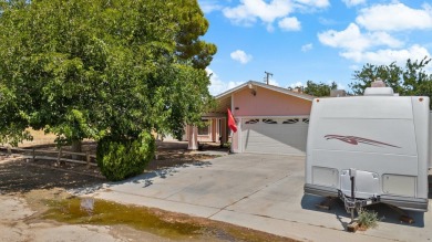 Welcome to this delightful 3-bedroom, 2-bathroom home, boasting on Tierra Del Sol Golf Course in California - for sale on GolfHomes.com, golf home, golf lot