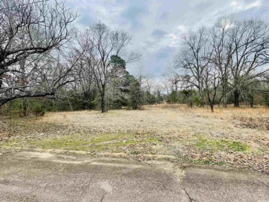 3.23+- acres level with large trees located in the city limits on New Haven Golf Club in Arkansas - for sale on GolfHomes.com, golf home, golf lot